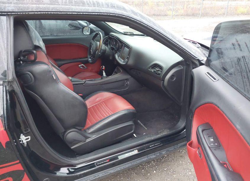 Photo 5 of 2016 Dodge Challenger 392 HEMI SCAT PACK SHAKER (VIN 2C3CDZFJXGH177980)