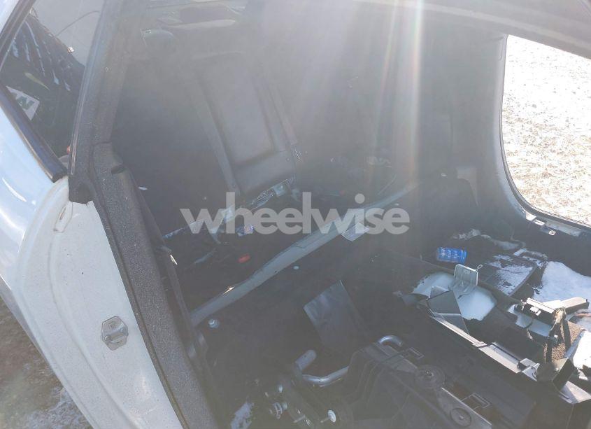 Photo 8 of 2016 Dodge Challenger R/T SCAT PACK (VIN 2C3CDZFJXGH329854)