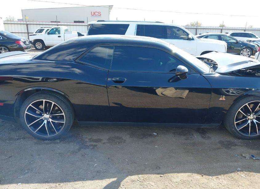 Photo 13 of 2016 Dodge Challenger R/T SCAT PACK (VIN 2C3CDZFJXGH331894)