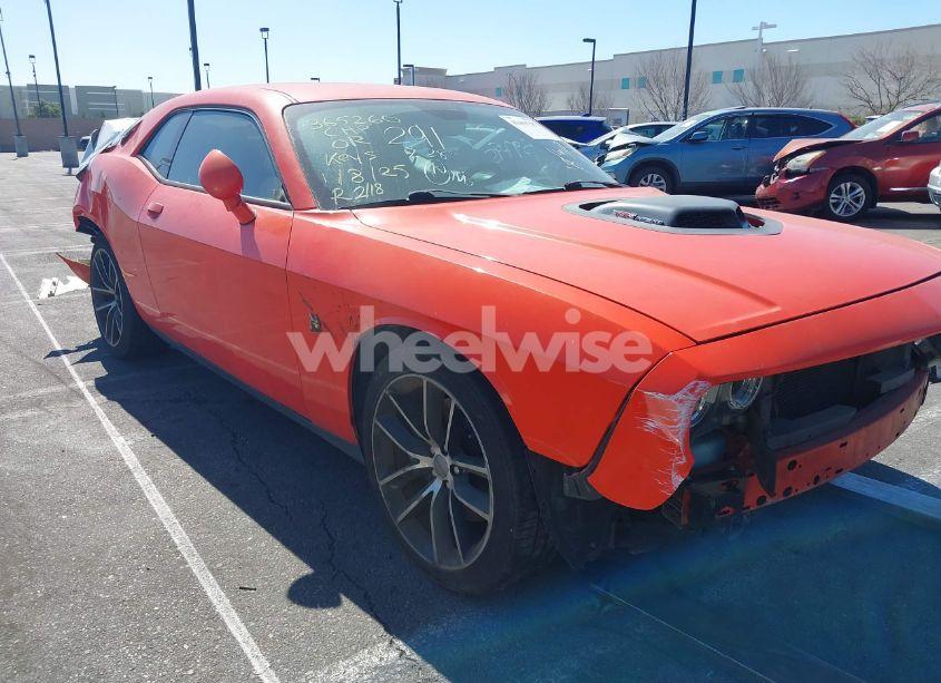 2016 Dodge Challenger 392 HEMI SCAT PACK SHAKER (VIN 2C3CDZFJXGH351790) main photo