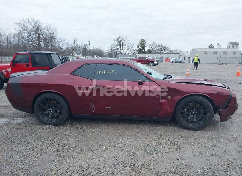 Photo 13 of 2018 Dodge Challenger R/T SCAT PACK (VIN 2C3CDZFJXJH327934)
