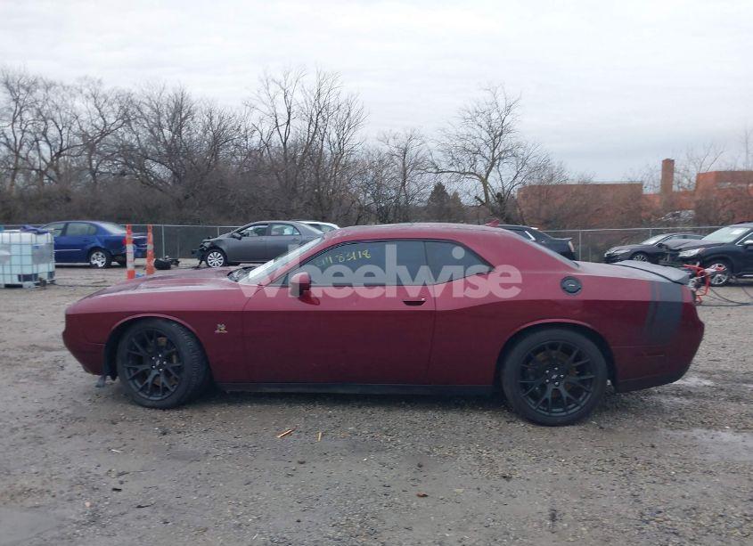 Photo 14 of 2018 Dodge Challenger R/T SCAT PACK (VIN 2C3CDZFJXJH327934)