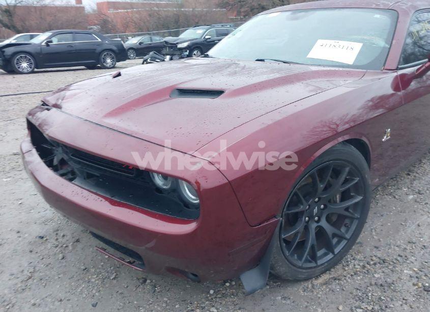 Photo 19 of 2018 Dodge Challenger R/T SCAT PACK (VIN 2C3CDZFJXJH327934)