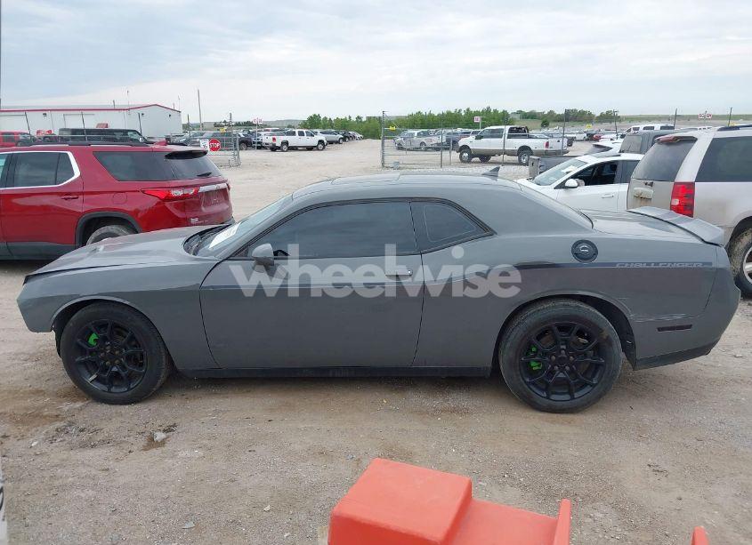 Photo 14 of 2017 Dodge Challenger GT (VIN 2C3CDZGG0HH641296)