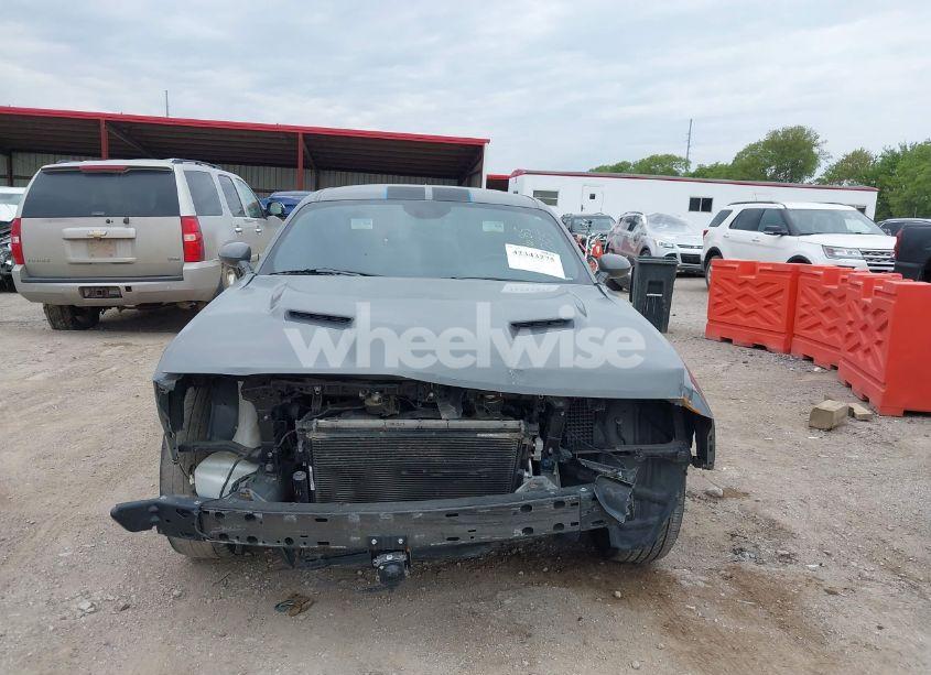 Photo 6 of 2017 Dodge Challenger GT (VIN 2C3CDZGG0HH641296)