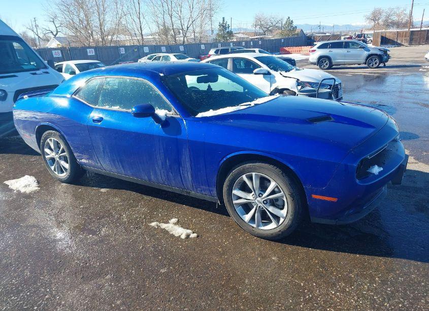2022 Dodge Challenger SXT AWD (VIN 2C3CDZGG1NH230954) main photo