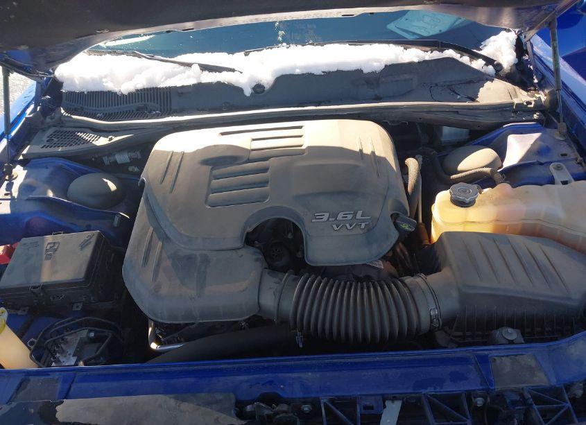 Photo 10 of 2022 Dodge Challenger SXT AWD (VIN 2C3CDZGG1NH230954)