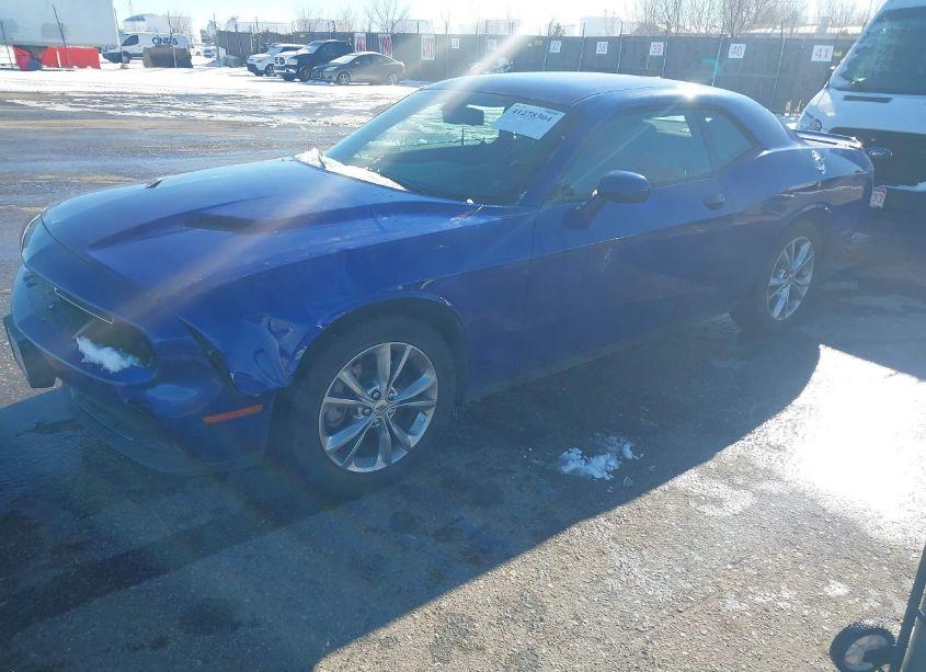 Photo 2 of 2022 Dodge Challenger SXT AWD (VIN 2C3CDZGG1NH230954)