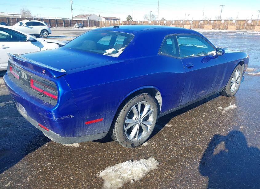 Photo 4 of 2022 Dodge Challenger SXT AWD (VIN 2C3CDZGG1NH230954)