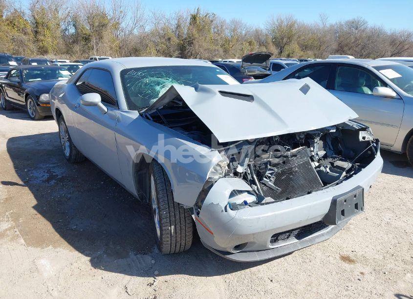2022 Dodge Challenger SXT AWD (VIN 2C3CDZGG2NH234401) main photo