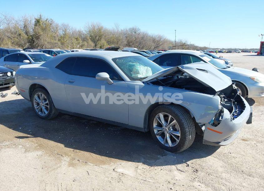 Photo 14 of 2022 Dodge Challenger SXT AWD (VIN 2C3CDZGG2NH234401)