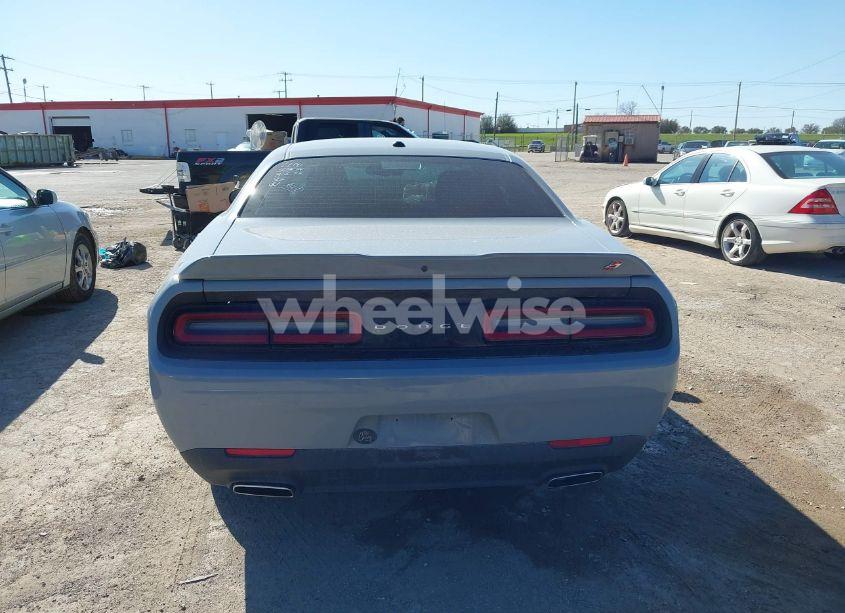 Photo 17 of 2022 Dodge Challenger SXT AWD (VIN 2C3CDZGG2NH234401)