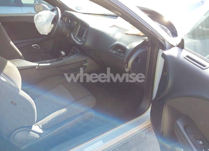 Photo 5 of 2022 Dodge Challenger SXT AWD (VIN 2C3CDZGG2NH234401)