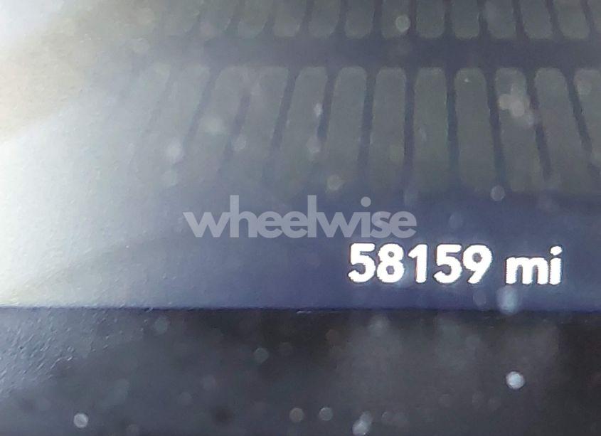 Photo 7 of 2022 Dodge Challenger SXT AWD (VIN 2C3CDZGG2NH234401)