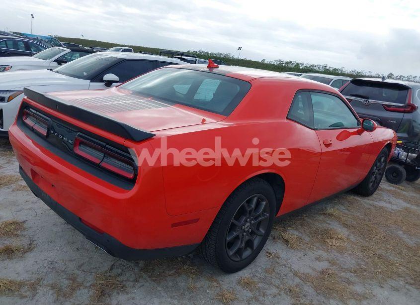 Photo 4 of 2018 Dodge Challenger GT AWD (VIN 2C3CDZGG5JH245225)