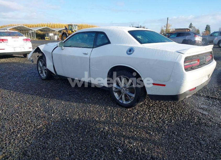 Photo 3 of 2021 Dodge Challenger SXT AWD (VIN 2C3CDZGG6MH509380)