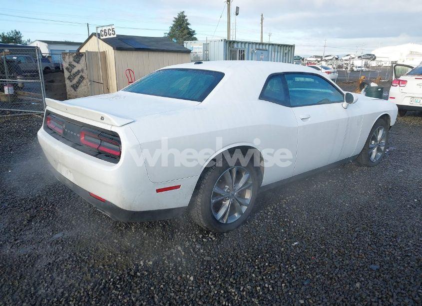 Photo 4 of 2021 Dodge Challenger SXT AWD (VIN 2C3CDZGG6MH509380)