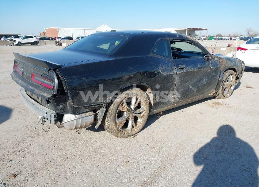 Photo 4 of 2021 Dodge Challenger SXT AWD (VIN 2C3CDZGG6MH543285)