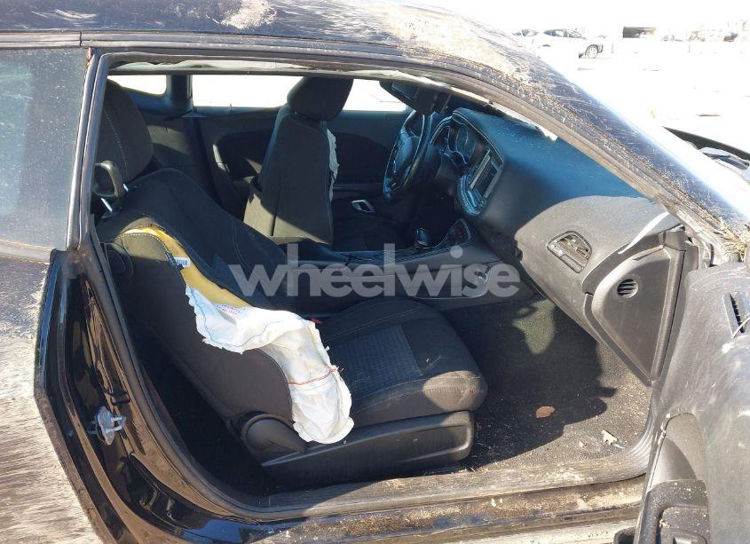 Photo 5 of 2021 Dodge Challenger SXT AWD (VIN 2C3CDZGG6MH543285)