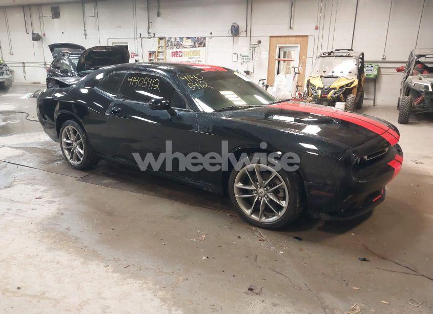 2021 Dodge Challenger SXT AWD (VIN 2C3CDZGG6MH611360) main photo