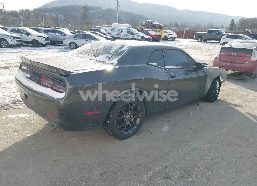 Photo 4 of 2018 Dodge Challenger GT AWD (VIN 2C3CDZGG7JH133056)