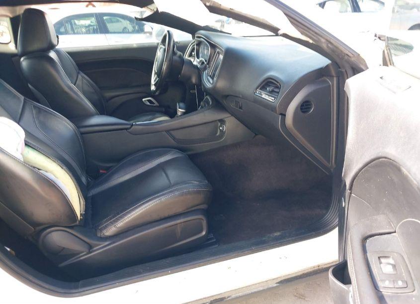 Photo 5 of 2017 Dodge Challenger GT (VIN 2C3CDZGG8HH589366)