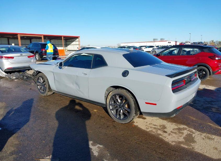 Photo 3 of 2021 Dodge Challenger SXT AWD (VIN 2C3CDZGG8MH611215)