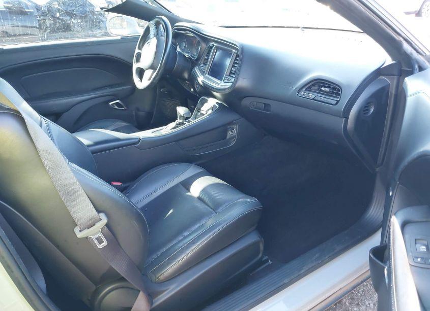 Photo 5 of 2021 Dodge Challenger SXT AWD (VIN 2C3CDZGG8MH611215)