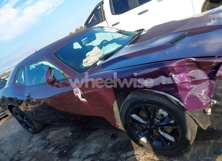 Photo 14 of 2022 Dodge Challenger SXT AWD (VIN 2C3CDZGG8NH144752)