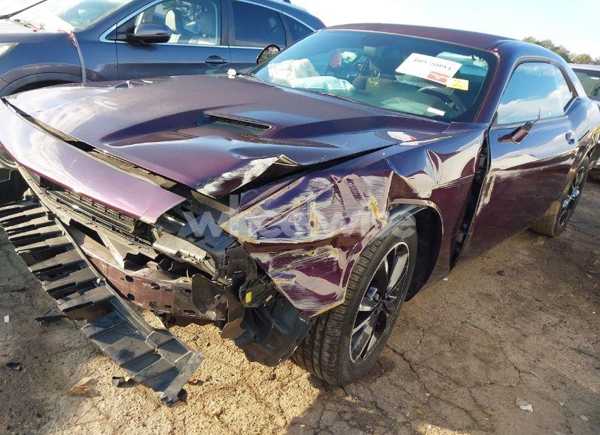 Photo 2 of 2022 Dodge Challenger SXT AWD (VIN 2C3CDZGG8NH144752)