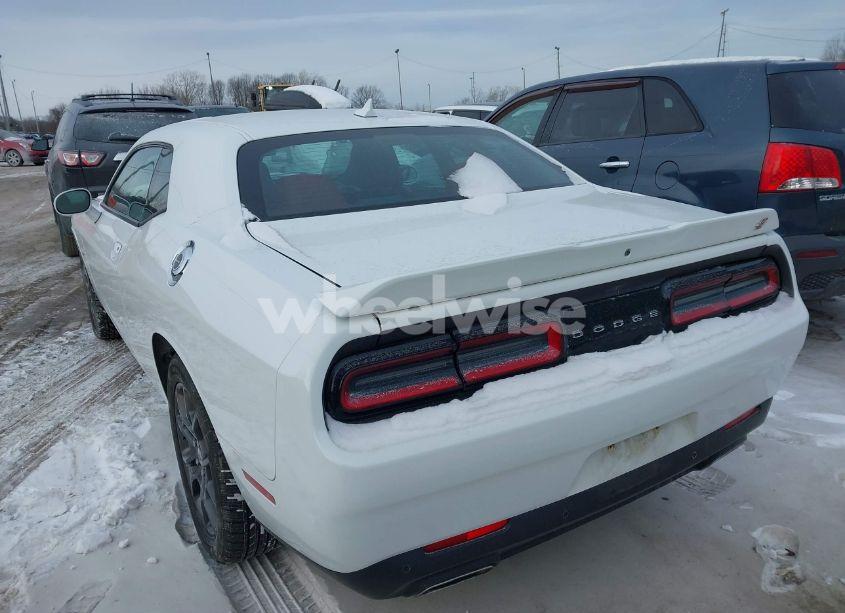 Photo 3 of 2018 Dodge Challenger GT AWD (VIN 2C3CDZGG9JH150022)