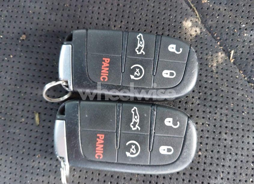 Photo 11 of 2018 Dodge Challenger GT AWD (VIN 2C3CDZGGXJH215623)