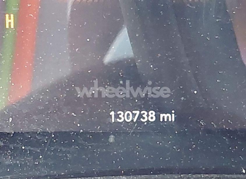 Photo 16 of 2018 Dodge Challenger GT AWD (VIN 2C3CDZGGXJH215623)