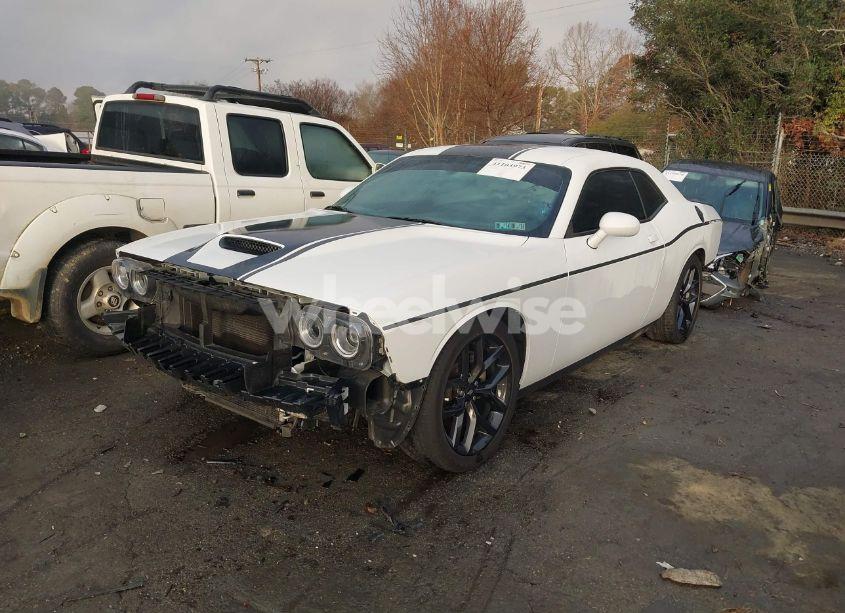 Photo 2 of 2021 Dodge Challenger GT (VIN 2C3CDZJG0MH672695)