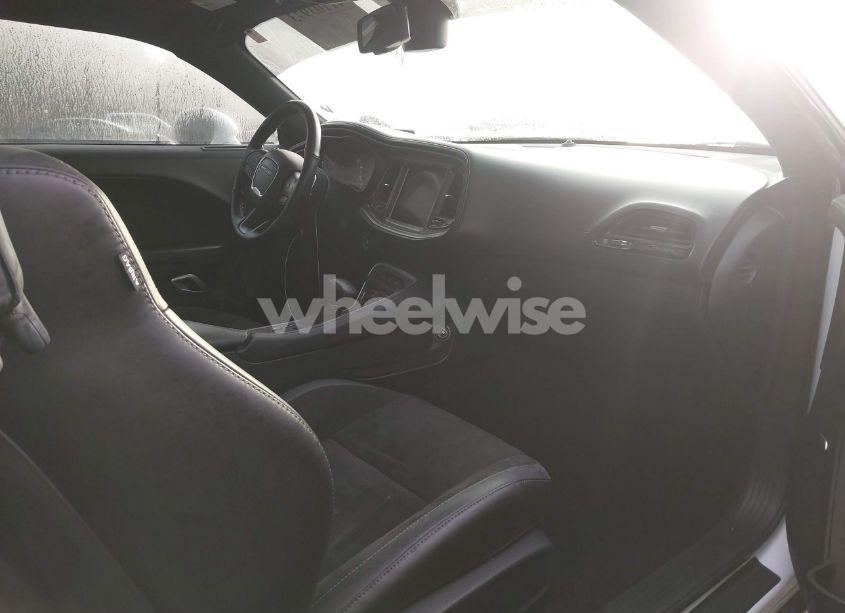 Photo 5 of 2021 Dodge Challenger GT (VIN 2C3CDZJG0MH672695)