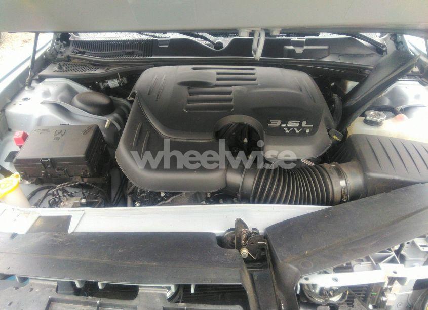 Photo 10 of 2021 Dodge Challenger GT (VIN 2C3CDZJG0MH673796)