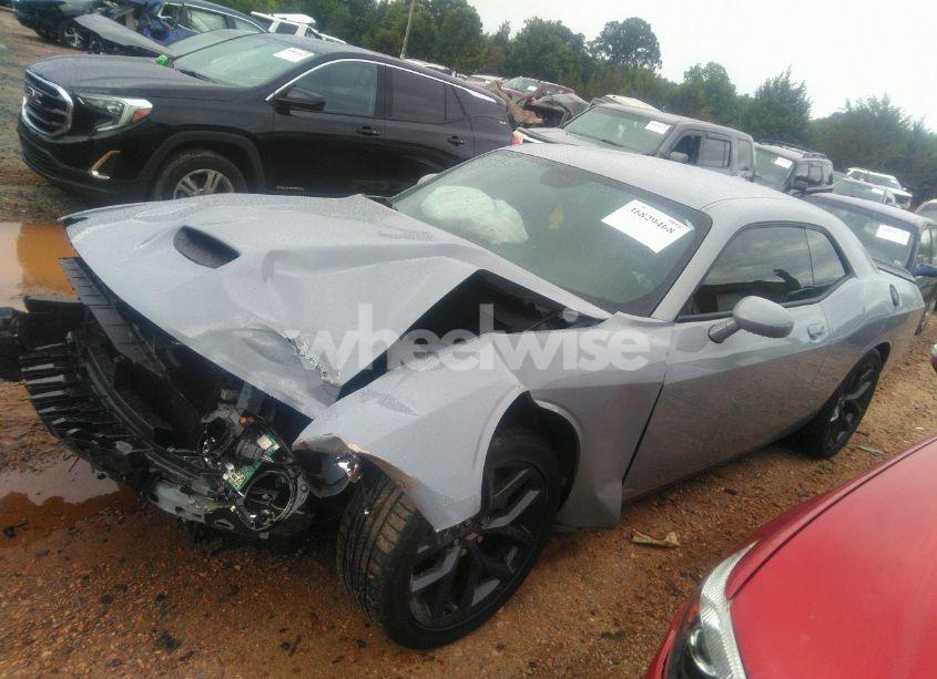 Photo 2 of 2021 Dodge Challenger GT (VIN 2C3CDZJG0MH673796)