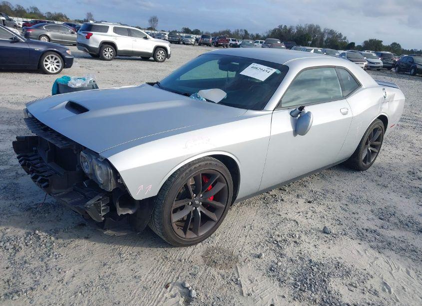 Photo 2 of 2022 Dodge Challenger GT (VIN 2C3CDZJG0NH122575)
