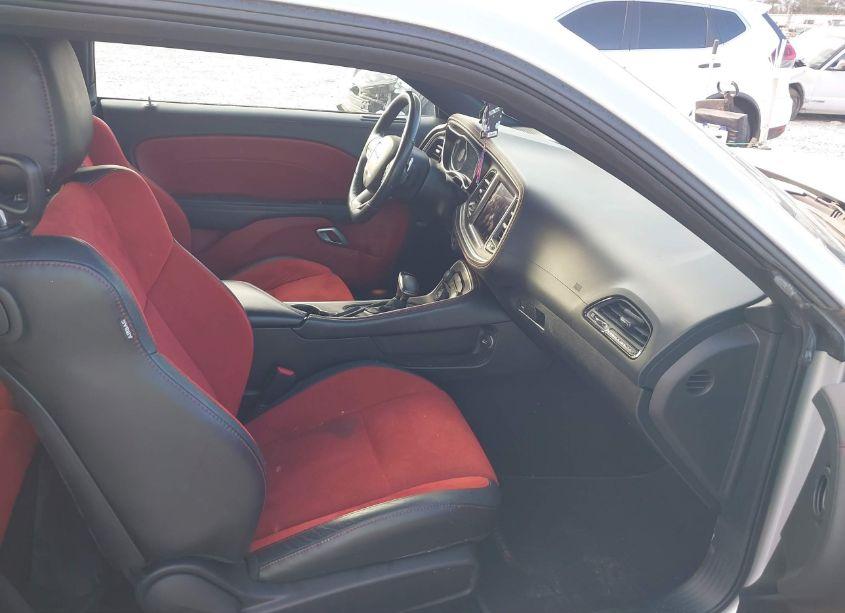 Photo 5 of 2022 Dodge Challenger GT (VIN 2C3CDZJG0NH122575)