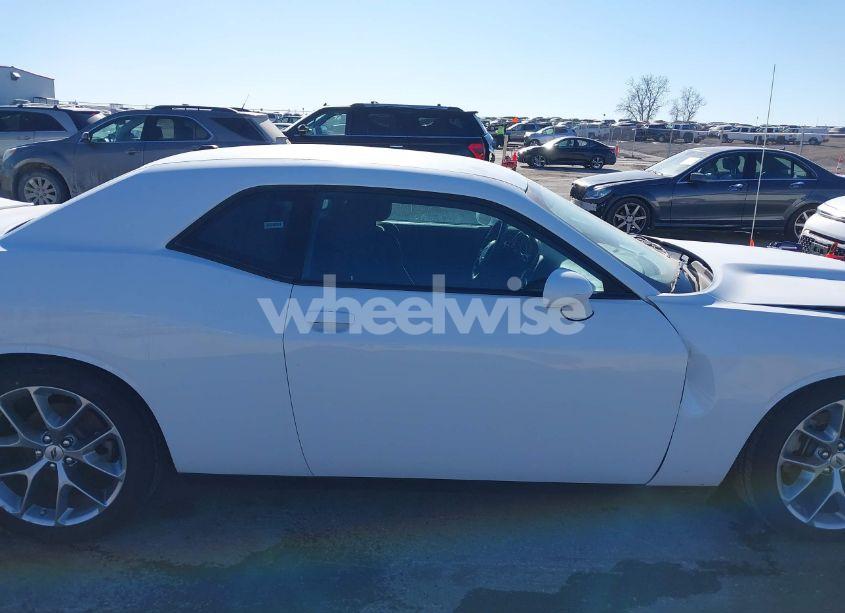 Photo 14 of 2022 Dodge Challenger GT (VIN 2C3CDZJG0NH233174)
