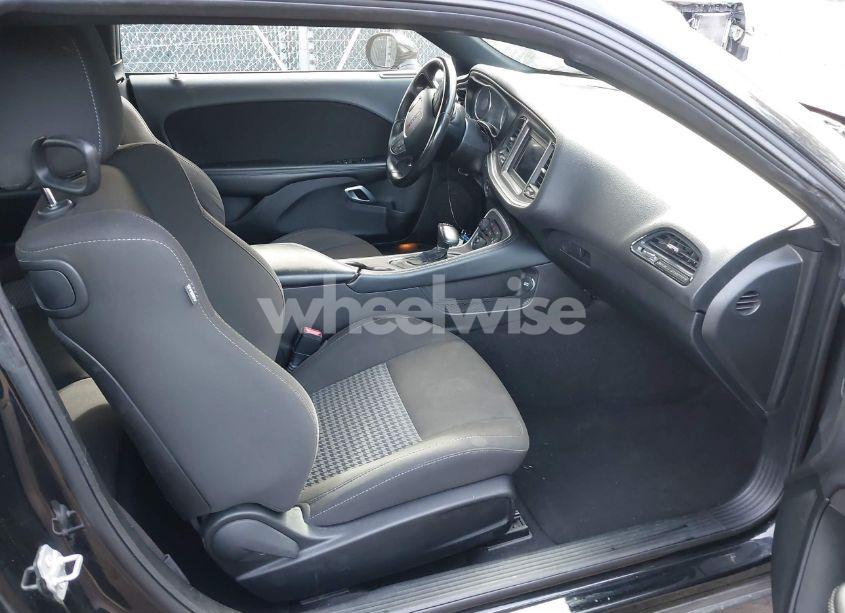 Photo 5 of 2022 Dodge Challenger GT (VIN 2C3CDZJG0NH233269)