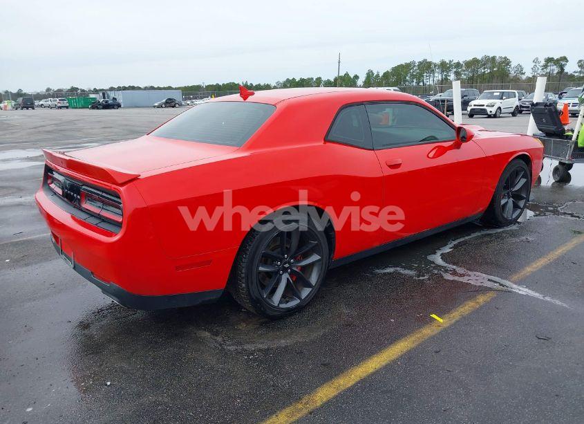 Photo 4 of 2019 Dodge Challenger GT (VIN 2C3CDZJG2KH570912)