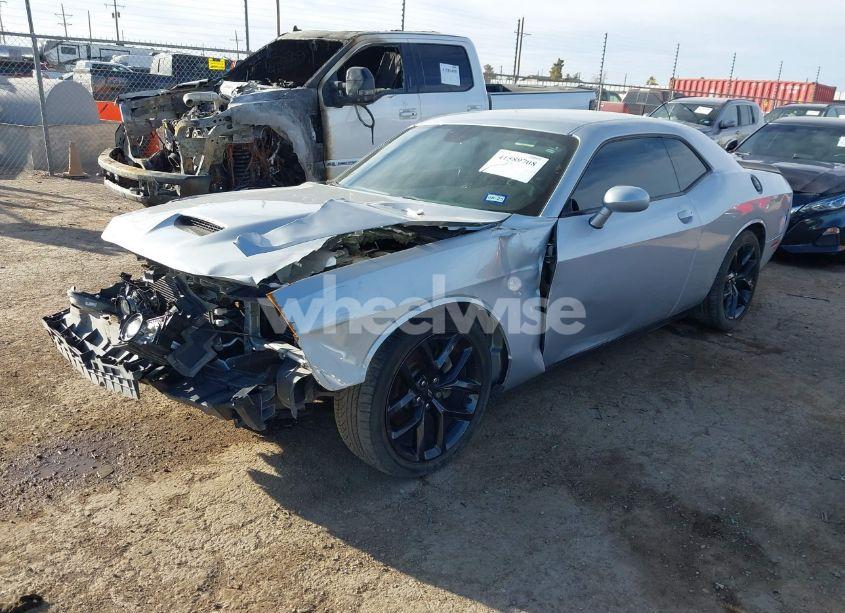 Photo 2 of 2021 Dodge Challenger GT (VIN 2C3CDZJG3MH567634)