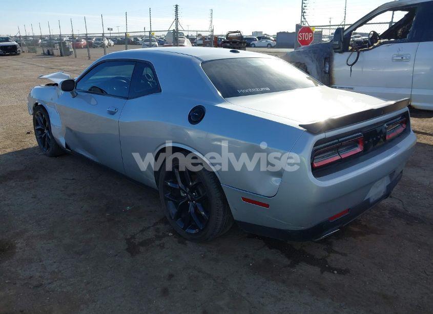 Photo 3 of 2021 Dodge Challenger GT (VIN 2C3CDZJG3MH567634)