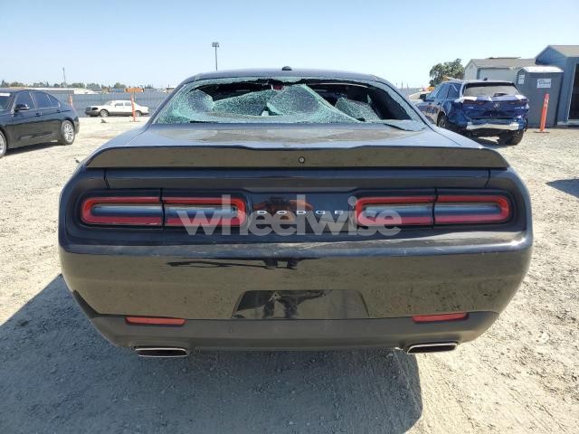 Photo 4 of 2019 DODGE CHALLENGER GT (VIN 2C3CDZJG5KH747761)