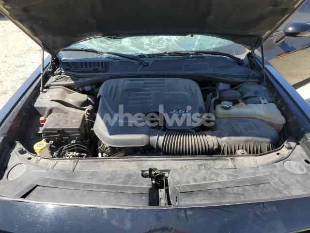 Photo 8 of 2019 DODGE CHALLENGER GT (VIN 2C3CDZJG5KH747761)