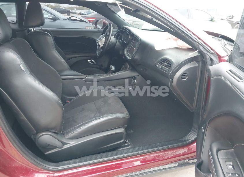 Photo 5 of 2020 Dodge Challenger GT (VIN 2C3CDZJG5LH235127)