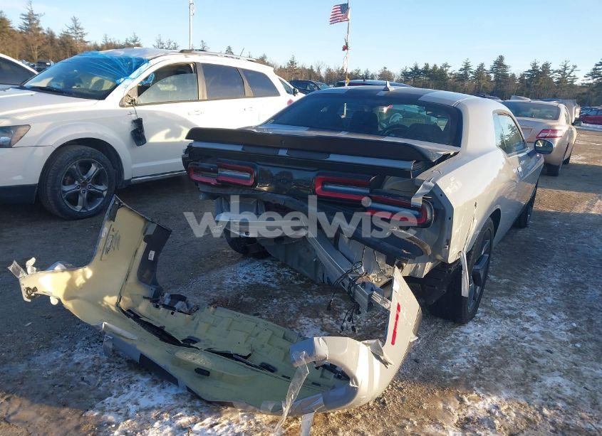 Photo 12 of 2021 Dodge Challenger GT (VIN 2C3CDZJG6MH676377)