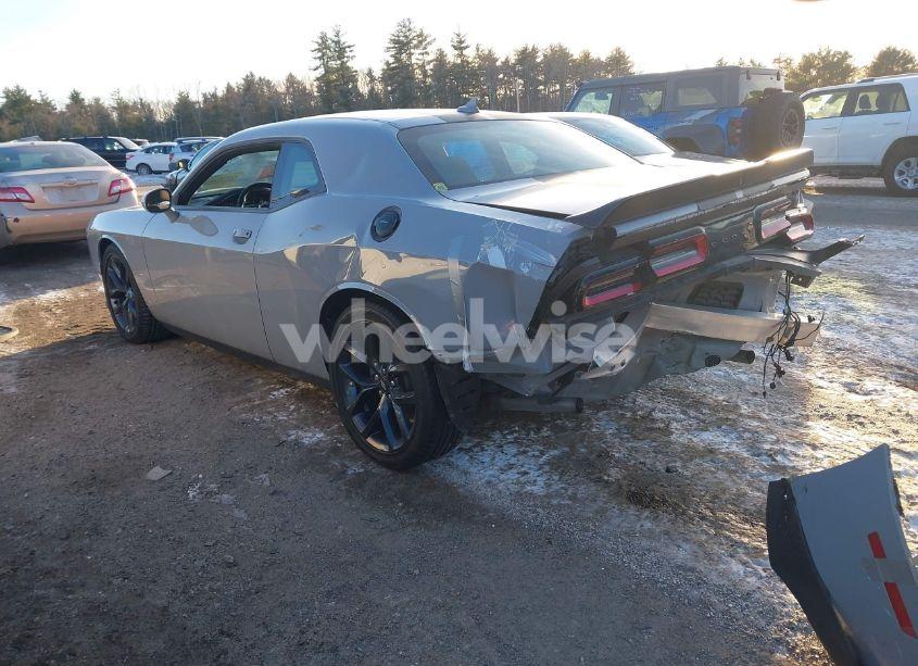 Photo 3 of 2021 Dodge Challenger GT (VIN 2C3CDZJG6MH676377)