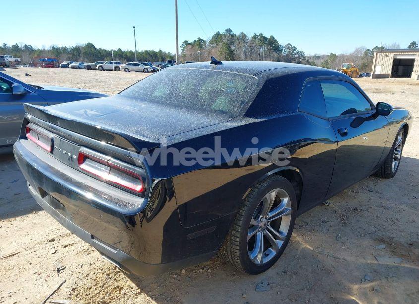 Photo 4 of 2021 Dodge Challenger GT (VIN 2C3CDZJG7MH665114)